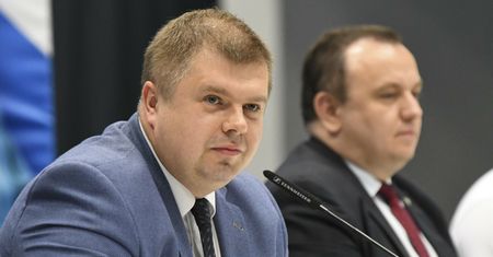 Nazwali go "zdrajcą", gdy przeszedł z KO do PiS. Teraz otrzymał absolutorium