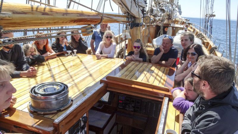 Rejs "Generałem Zaruskim" to dla młodzieży przygoda, ale i szkoł