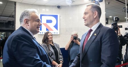 Zaprzysiężenie Nawrockiego jako przyczynek do zbiórki. Republika chce 500 tys. zł