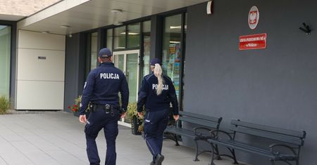 Bilans patroli policji w szkołach. Wiadomo, ilu jest zatrzymanych