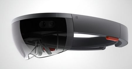 Gogle HoloLens - co mają w środku?