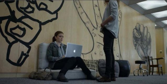 Lokowanie telefonów kinie. Od "Wall Street" do przypadku z gali Oscarów 17