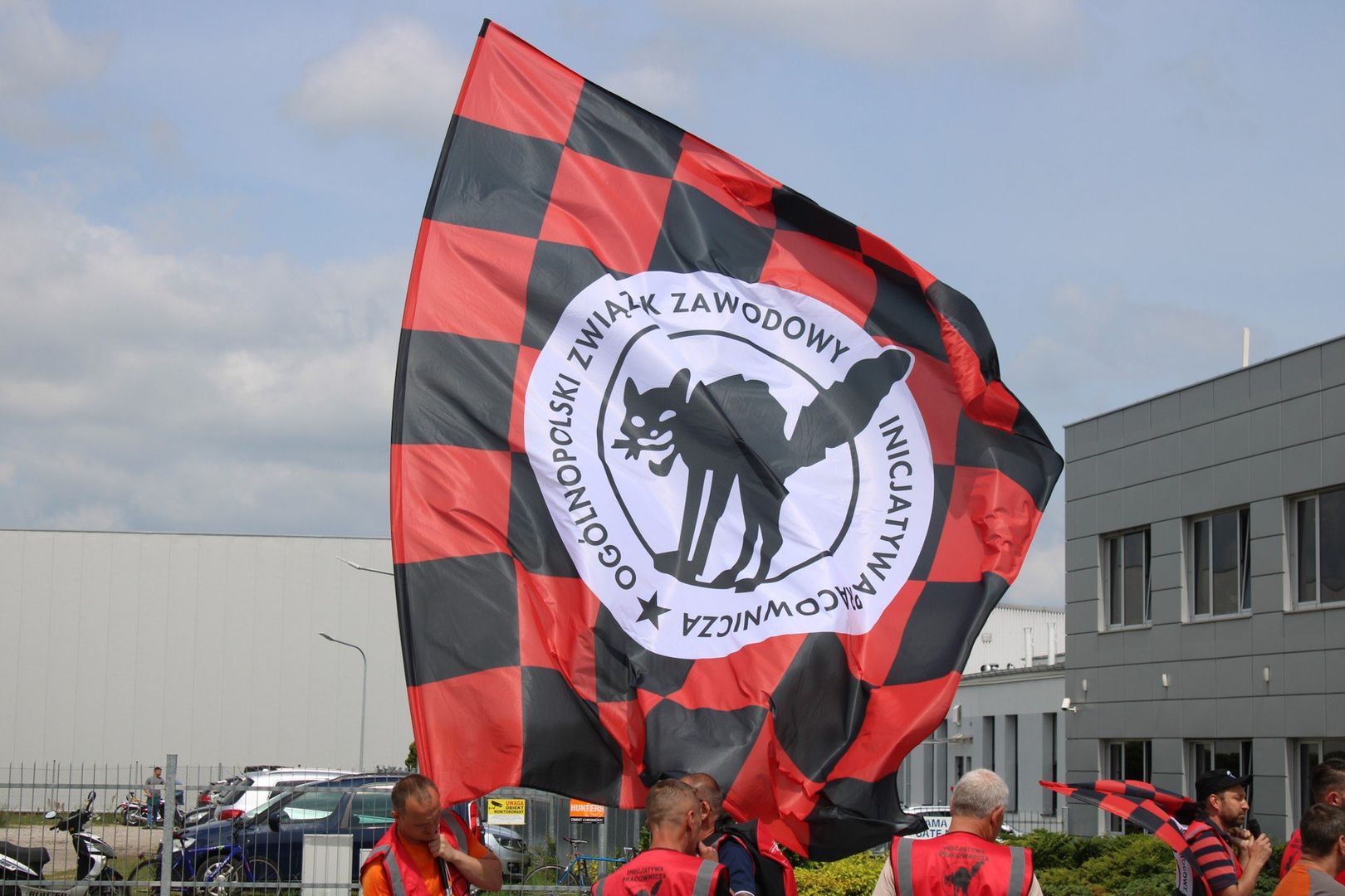 Protest pracowników Jeremiasa w Gnieźnie. Rozpoczął się trzeci tydzień strajku