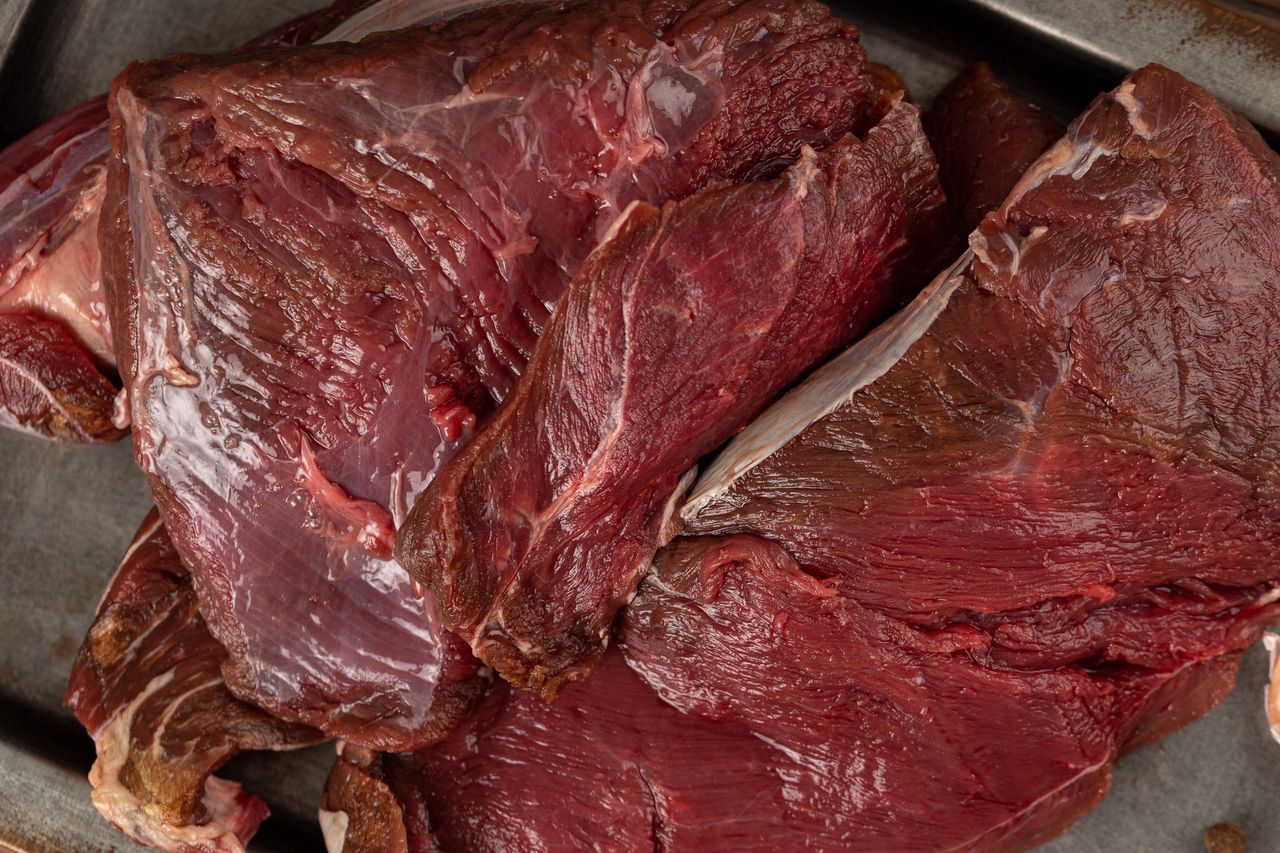 Najzdrowsze mięso na polskim rynku? Ma mniej kalorii niż wieprzowina i zero antybiotyków