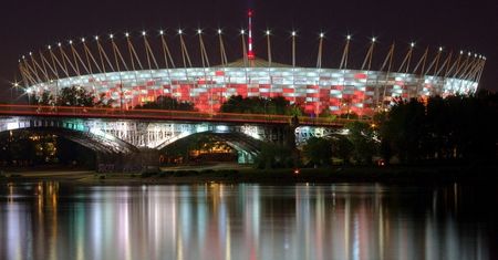 Już 1250 osób chętnych do pracy w szpitalu tymczasowym na Stadionie Narodowym