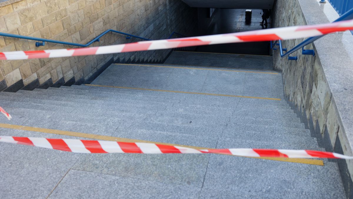  W Warszawie wyłączono z ruchu pięć stacji