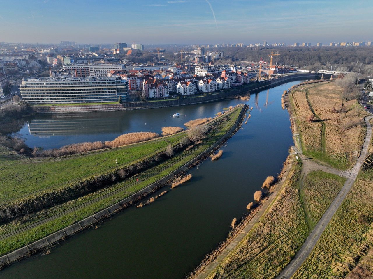 Poznań: Rusza ważna akcja. Rozdadzą tysiące kieszonkowych popielniczek