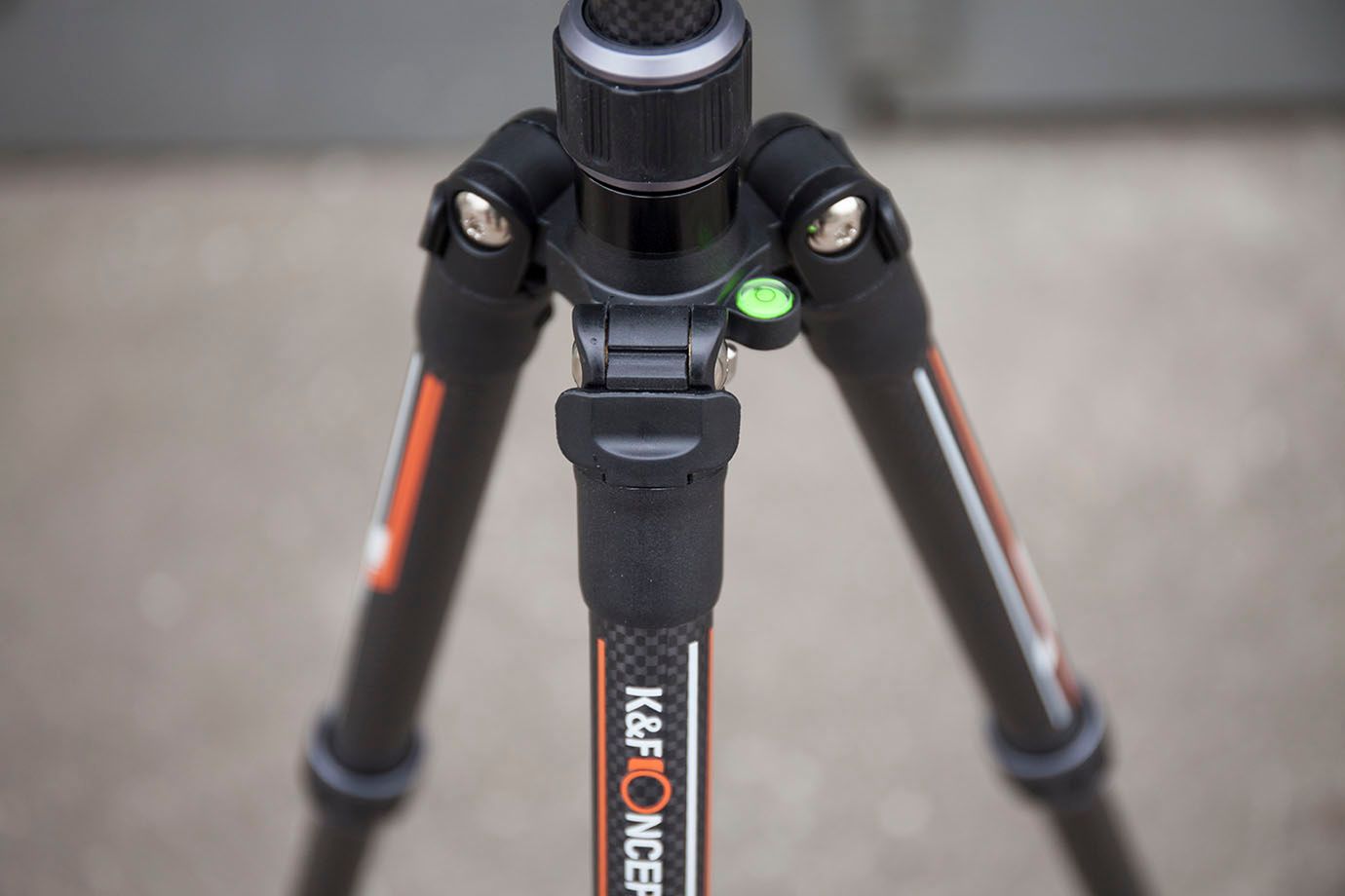 K&F Concept TC-2335, czy K&F TM-2324 – który statyw będzie lepszy na wakacje? 10