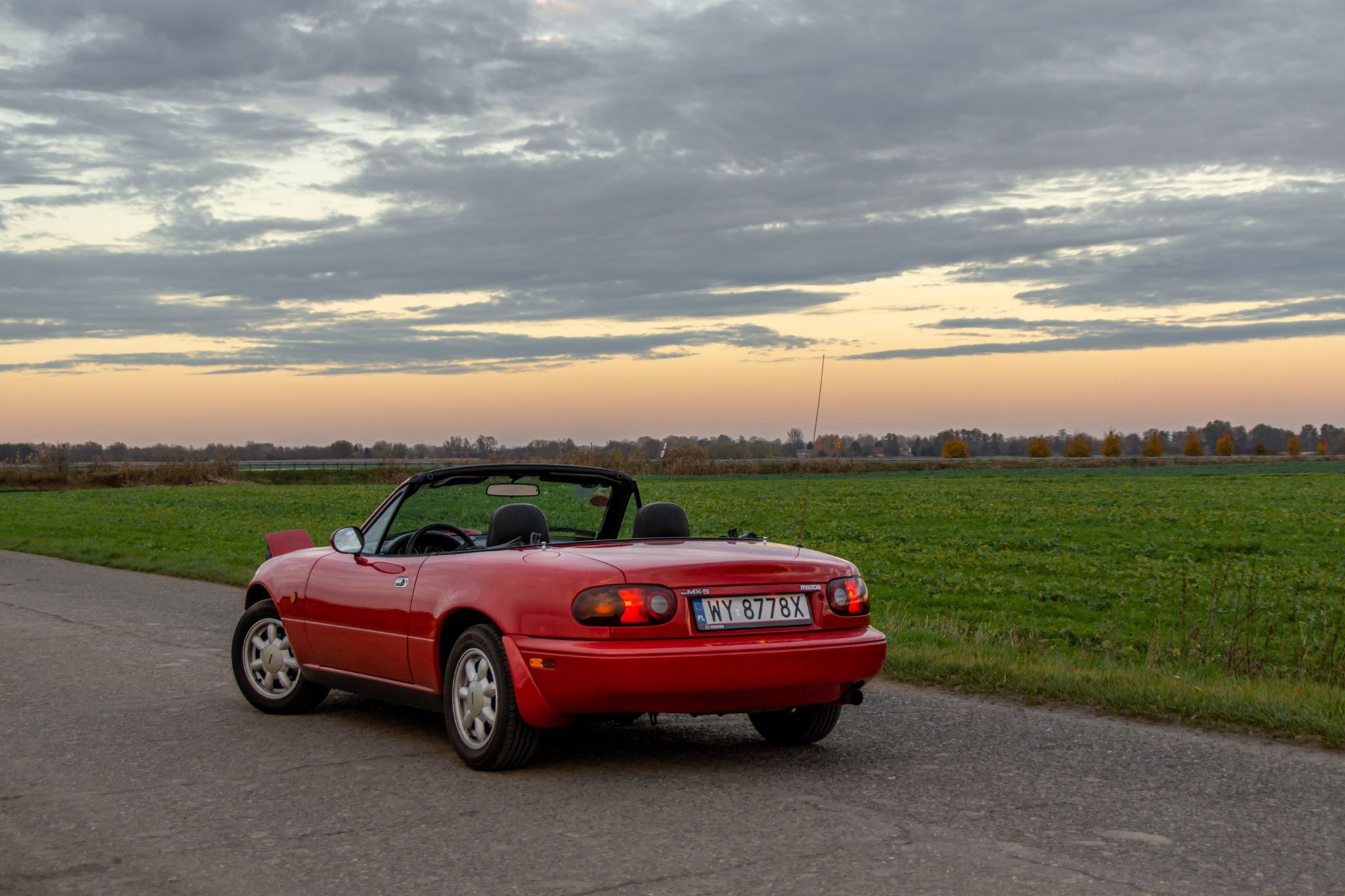Mazda MX-5 NA

