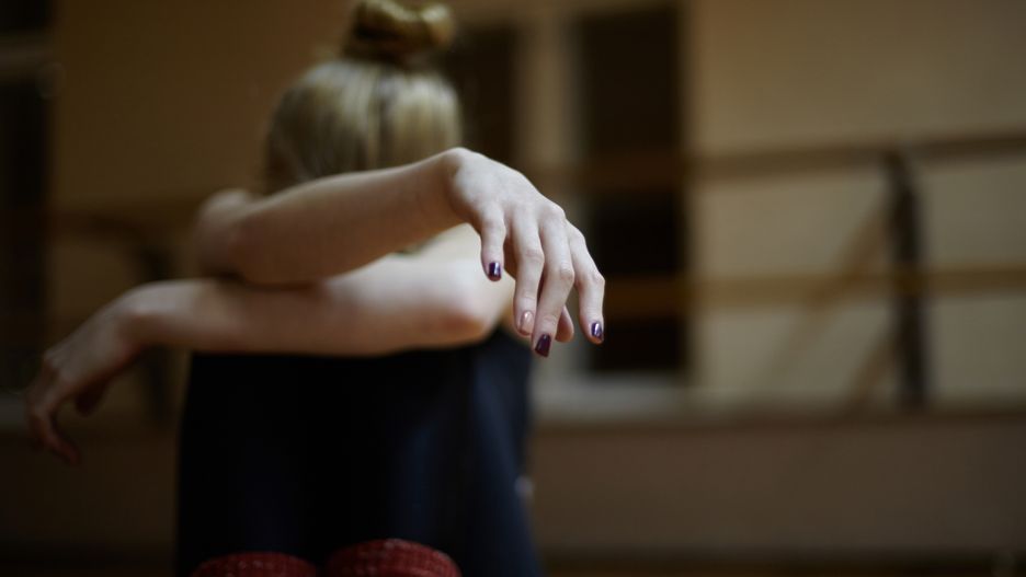 Statystyki dotyczące prób samobójczych wśród polskich nastolatków są zatrważające