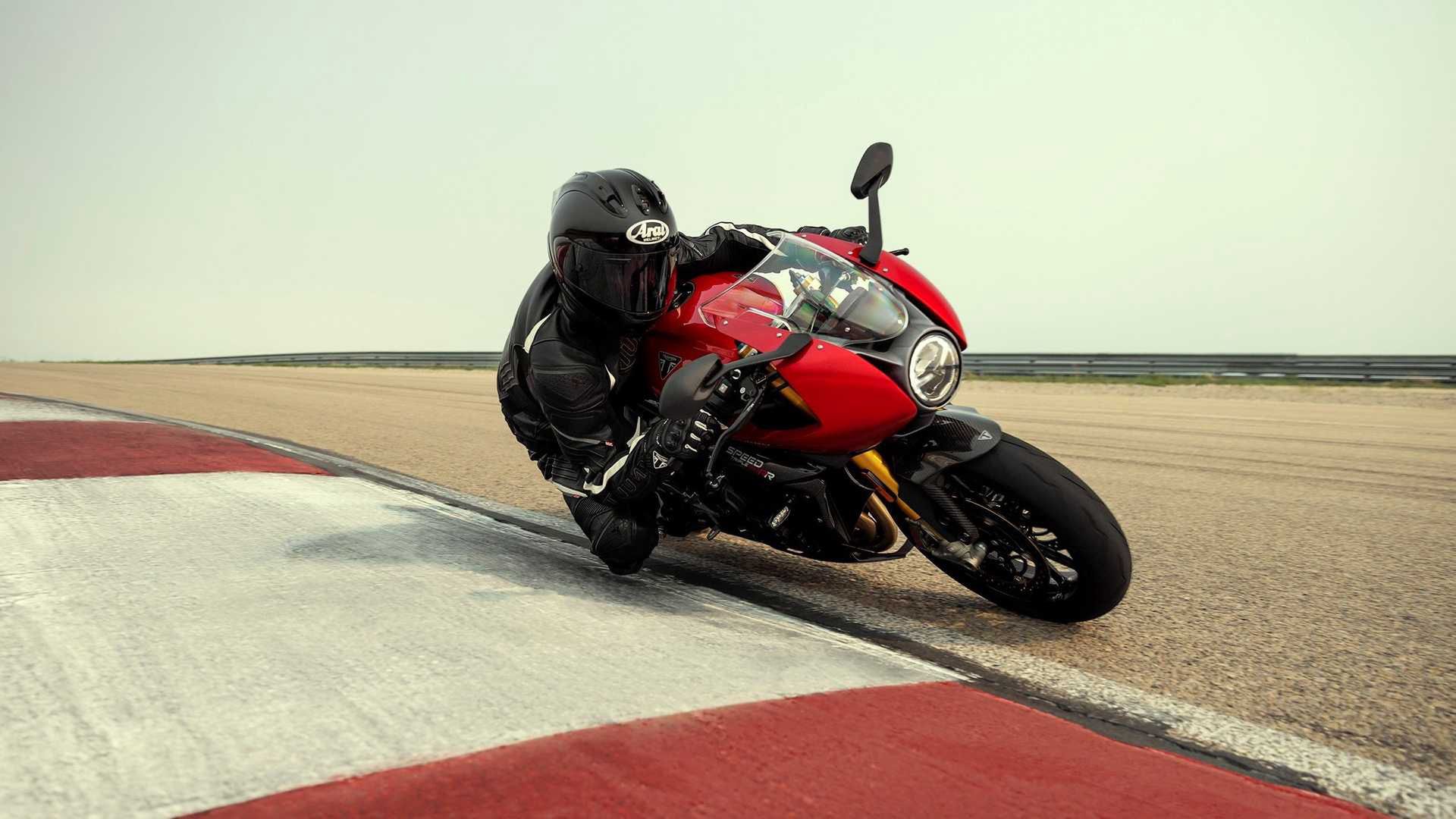 Triumph Speed Triple RR
