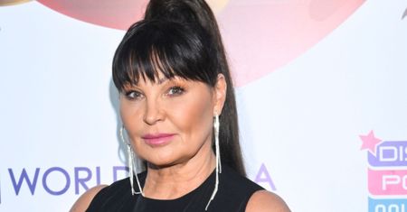 Iwona Pavlović pokazała zdjęcie bez makijażu. Tak 60-letnia gwiazda wygląda w wersji saute