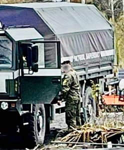 Zielonka. Akcja saperów zakończona. Dwie bomby lotnicze zostały wywiezione z osiedla