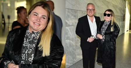 Uśmiechnięta Katarzyna Niezgoda w czarnej stylizacji pozuje u boku męża na premierze filmu (ZDJĘCIA)