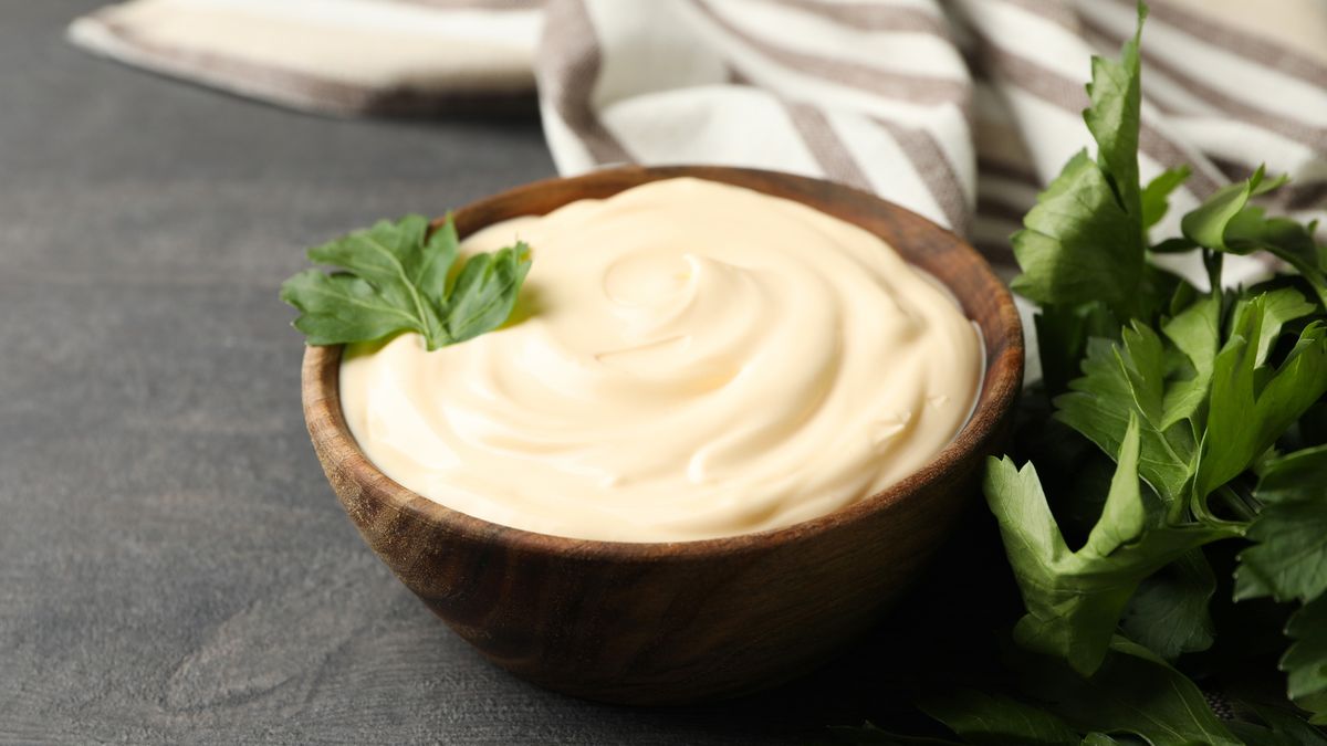 Przepis na szybki sos aioli 