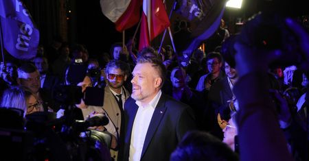 Najwyższe poparcie dla Zandberga było w miastach. Tam szczególnie