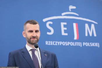 Możdżonek u Nawrockiego? Enigmatyczny komentarz polityka Konfederacji