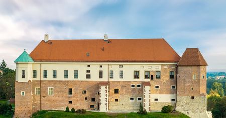 Spotkanie historii z nowoczesną technologią. Zamek Królewski w Sandomierzu po renowacji z tytułem "Fasada Roku 2025"