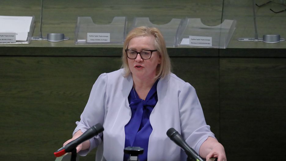 Ma�gorzata Manowska
Warszawa, 23.05.2020. S�dzia Ma�gorzata Manowska podczas obrad Zgromadzenia Og�lnego S�dzi�w S�du Najwy�szego, 23 bm. w Warszawie. Posiedzenie zosta�o zwo�ane w celu wyboru kandydat�w na stanowisko pierwszego prezesa SN. To sz�sty dzie� obrad zgromadzenia. (amb) PAP/Tomasz Gzell
Tomasz Gzell
kandydaci, Ma�gorzata Manowska, obrady, S�d Najwy�szy, s�dzia, s�dziowie, wyb�r, zgromadzenie og�lne, civ, coronavirus, covid-19, epidemia, koronawirus, koronowirus, obowi�zek zakrywania twarzy, pandemia, SARS-CoV-2, stan epidemii