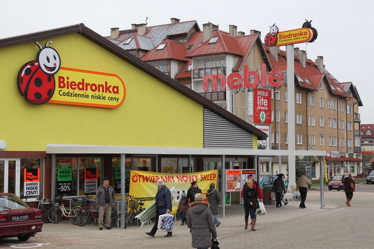 Dodatek inflacyjny w Biedronce? Związkowcy chcą 4 tys. zł netto [NEWS MONEY.PL]