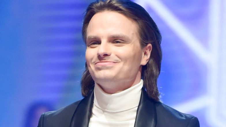 Marcin Hakiel prezentuje odmieniony wizerunek na nowym zdjęciu