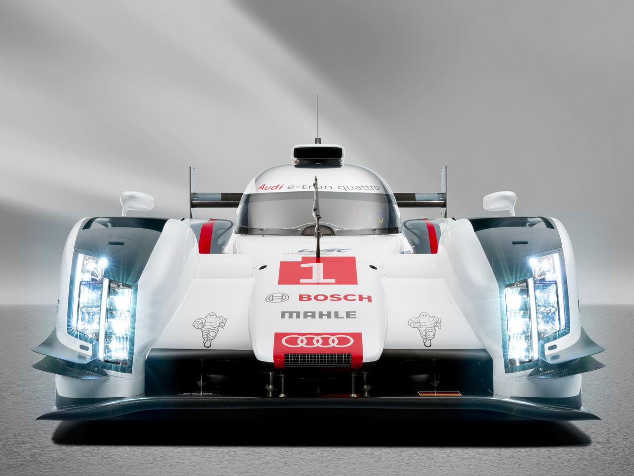 [h2]Audi R18 e-tron quattro na sezon 2014[/h2]