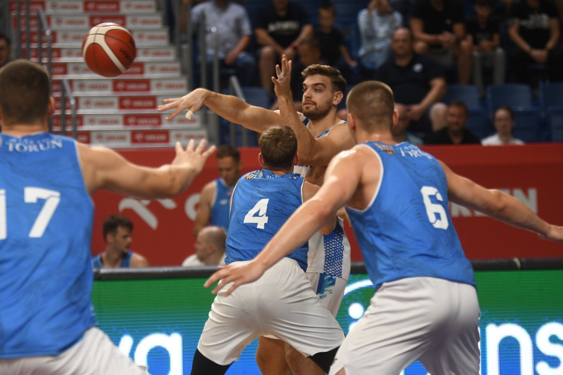 Anwil Włocławek - Arriva Polski Cukier Toruń stworzyły niezłe widowisko w finale turnieju o Puchar Marszałka Województwa Kujawsko-Pomorskiego