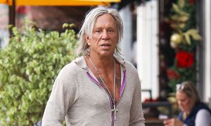 Legenda Hollywood tonie w długach. Fani zbierają pieniądze