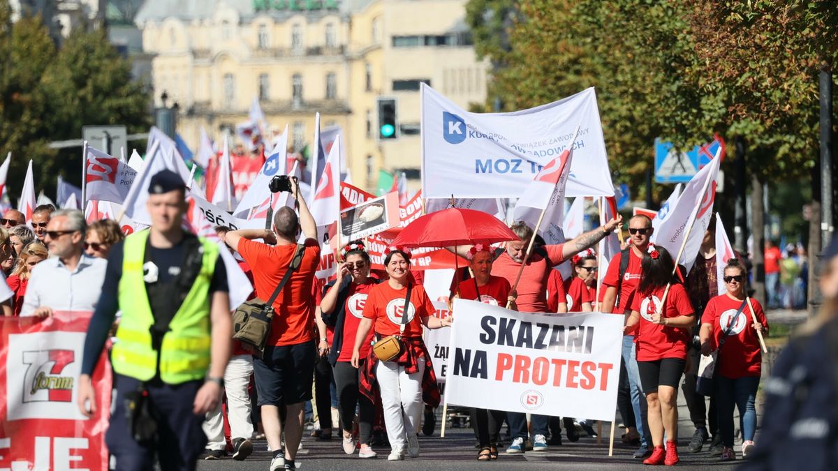 15 września 2023 roku odbył się tzw. marsz gniewu, czyli protest pracowników budżetówki m.in. prokuratury, którzy domagali się podwyższenia wynagrodzenia