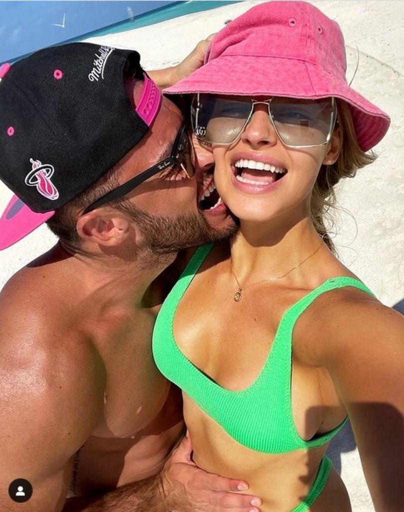 Sandra Kubicka nie przyszła na ślub Karoliny Pisarek