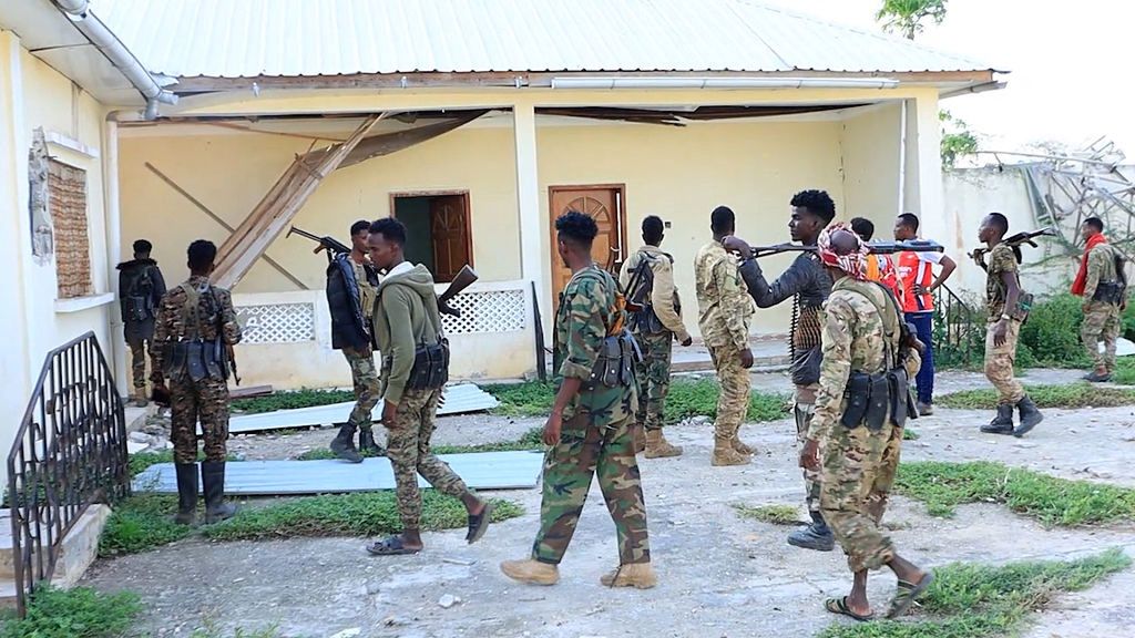 Siedmiu islamistów zabitych w Somalii. Trwa walka z Asz Szabab
