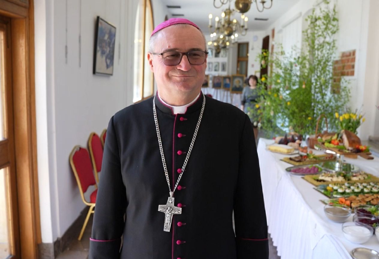 Biskup Szymon zdradził tajemnice. To małżonkowie mówią w konfesjonale