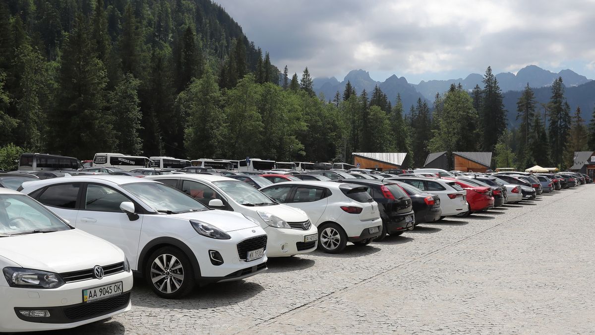 Parking w Palenicy Białczańskiej.
