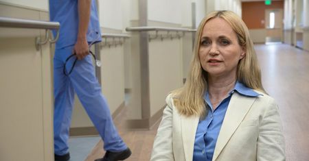 Limit wynagrodzeń na godzinę dla lekarzy. Ministra mówi o godnych zarobkach