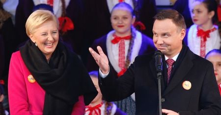 "Wiadomości" TVP ocenzurowały wystąpienie Dudy! Nie spodobało się, że prezydent piętnuje rasizm