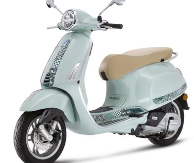 Vespa Primavera Batik łączy zachód ze wschodem