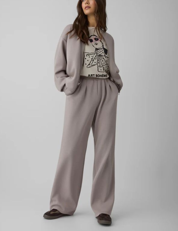 Beżowy komplet dresowy z Pepco