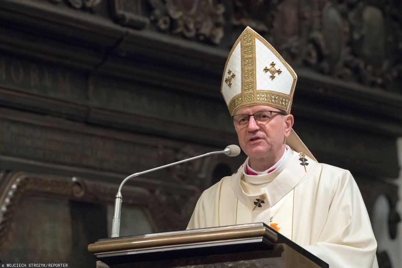 Przewodniczący KEP skomentował decyzje Sejmu. Nie krył oburzenia