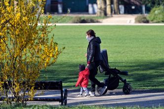 Wskaźnik dobrobytu mocno w dół. Redukcja wynagrodzeń będzie coraz większa