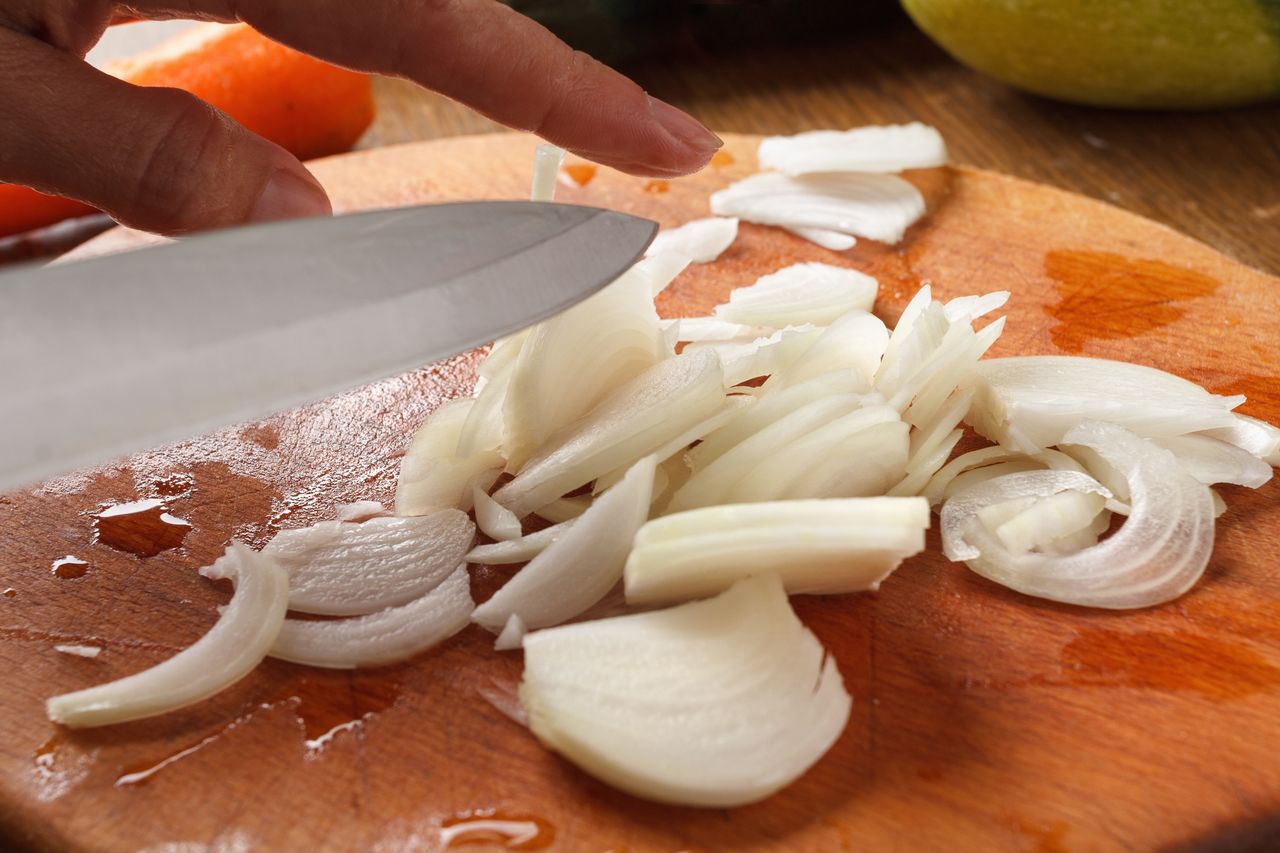 Ways to cut an onion