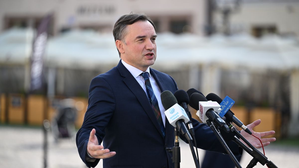 Większość Polaków chce, by Zbigniew Ziobro stawił się przed komisją ds. Pegasusa