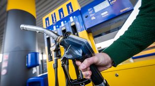 Rząd obniżył ceny. Tyle teraz kosztuje paliwo u sąsiada Polski