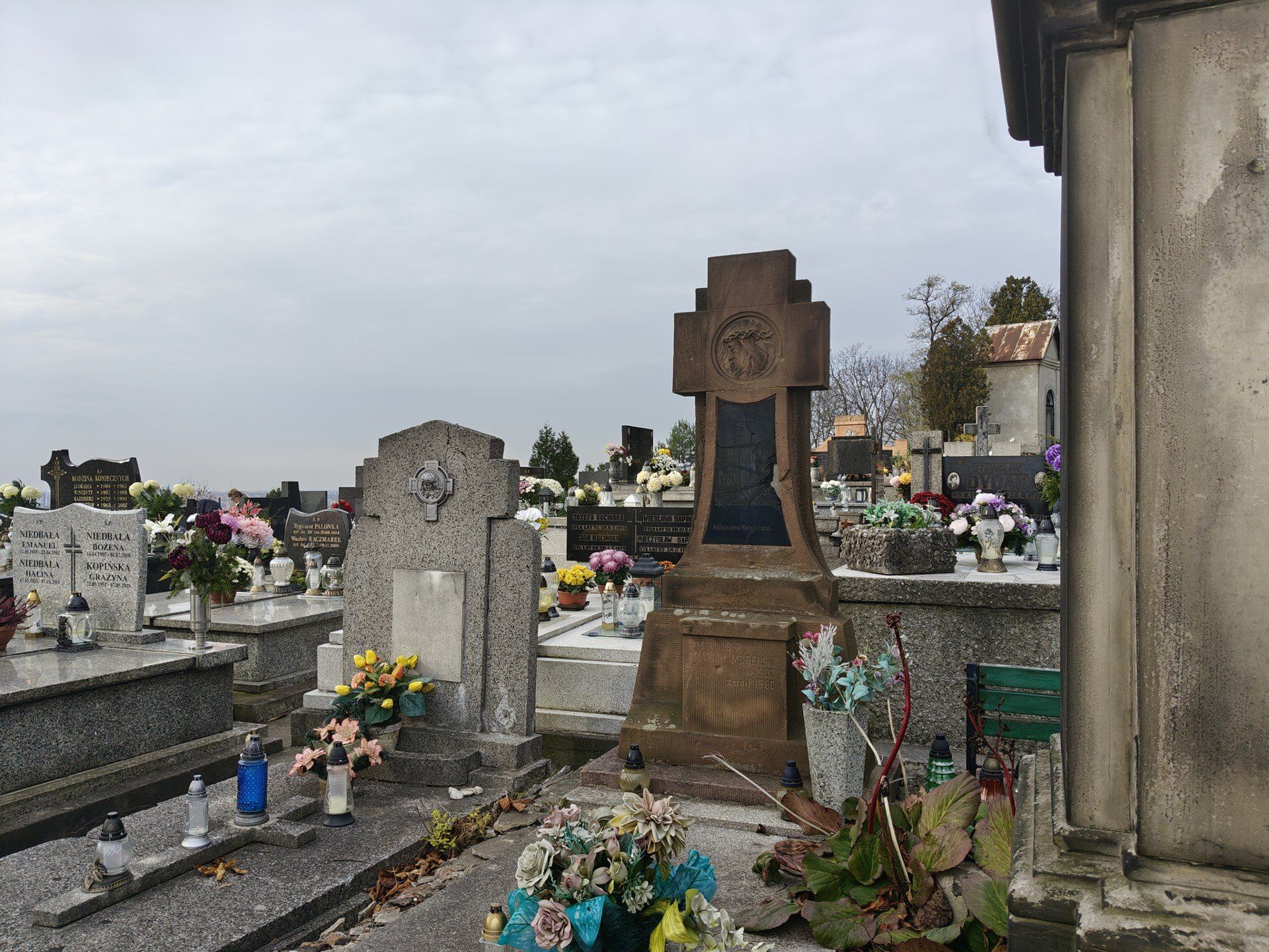 Przewijaj w dół, aby przejść do następnych zdjęć!