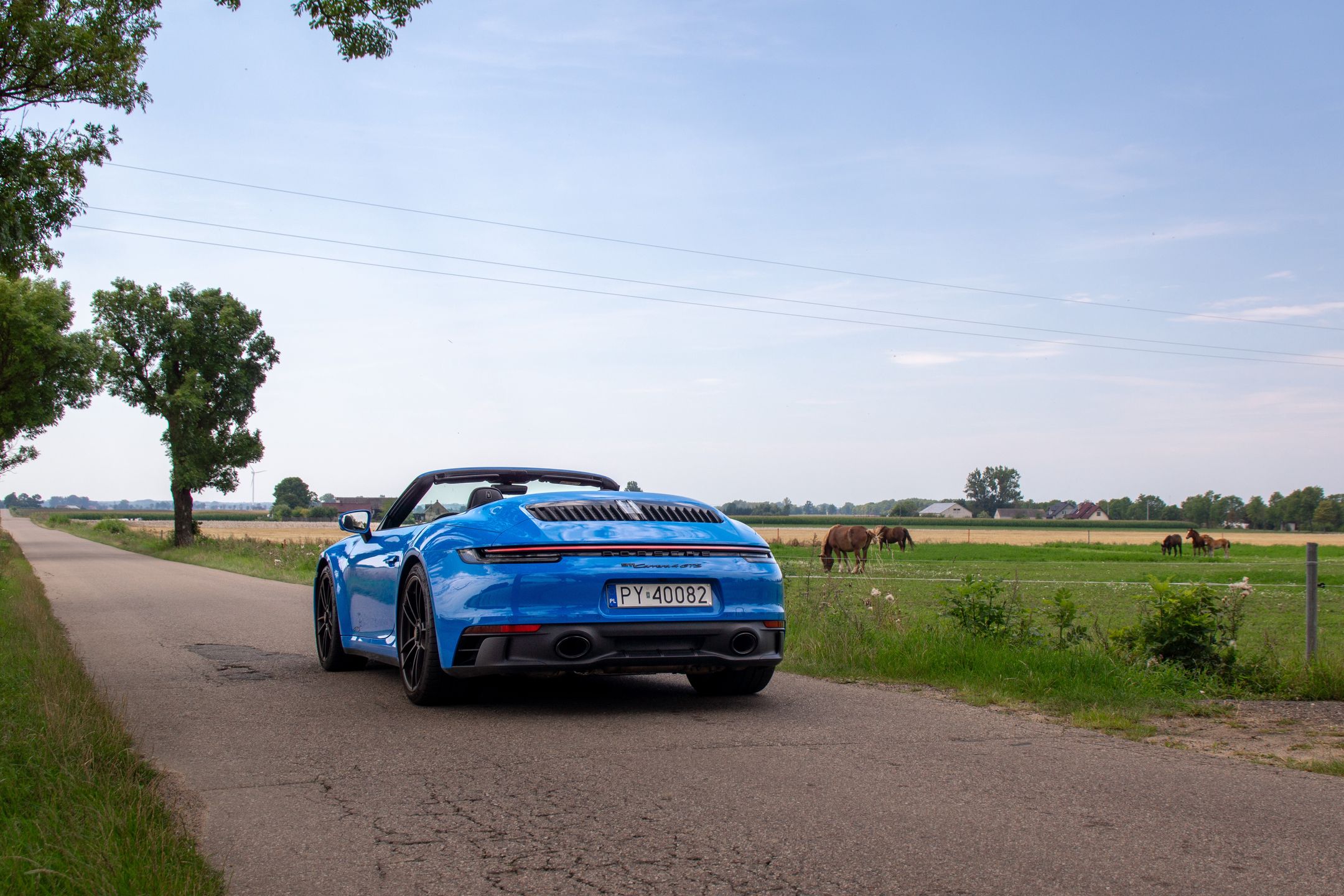 Porsche 911 Carrera 4 GTS Cabriolet