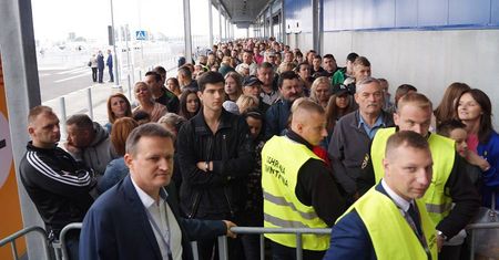 IKEA Lublin już działa. Tłumy mieszkańców na otwarciu sklepu (zdjęcia)
