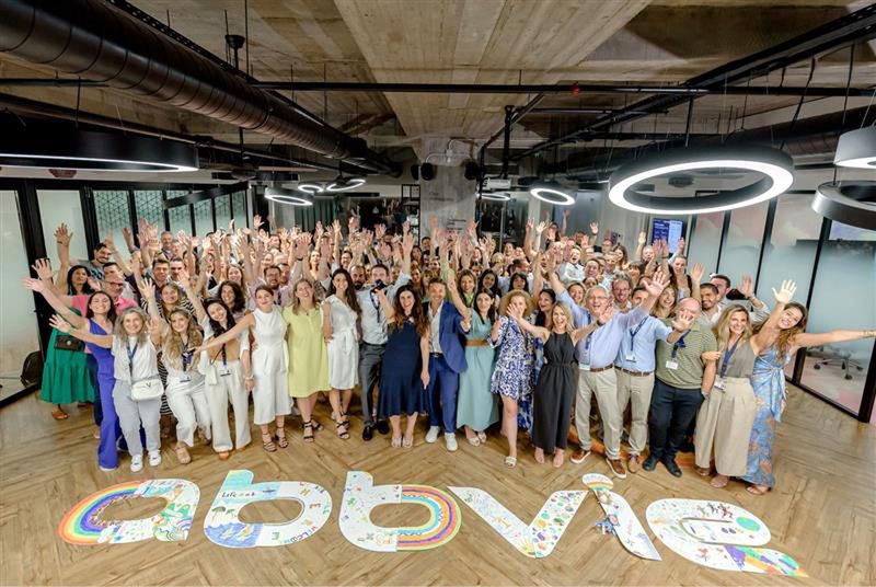 AbbVie w 2025 r. na 3. miejscu wśród 100 Najlepszych Dużych