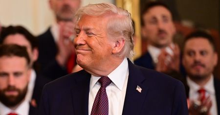 Komitet Noblowski jednoznacznie. W tle przekazanie wyróżnienia Trumpowi