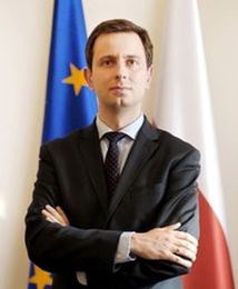 Kosiniak-Kamysz: "Maluch" wszedł na uczelnie