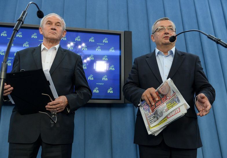Krzysztof Tchórzewski i Andrzej Adamczyk, posłowie PiS domagający się unieważnienia prywatyzacji PKP Energetyka.