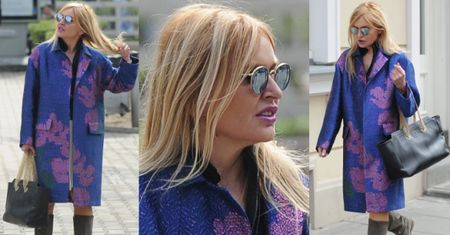Stylowa Monika Olejnik w niebieskim płaszczu (ZDJĘCIA)